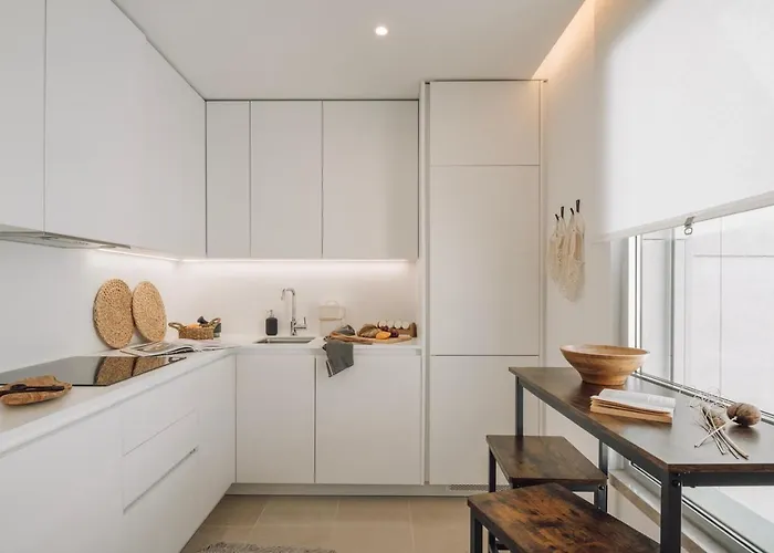 Orbetello - Cozy 1 Bedroom And Parking In Alvalade *